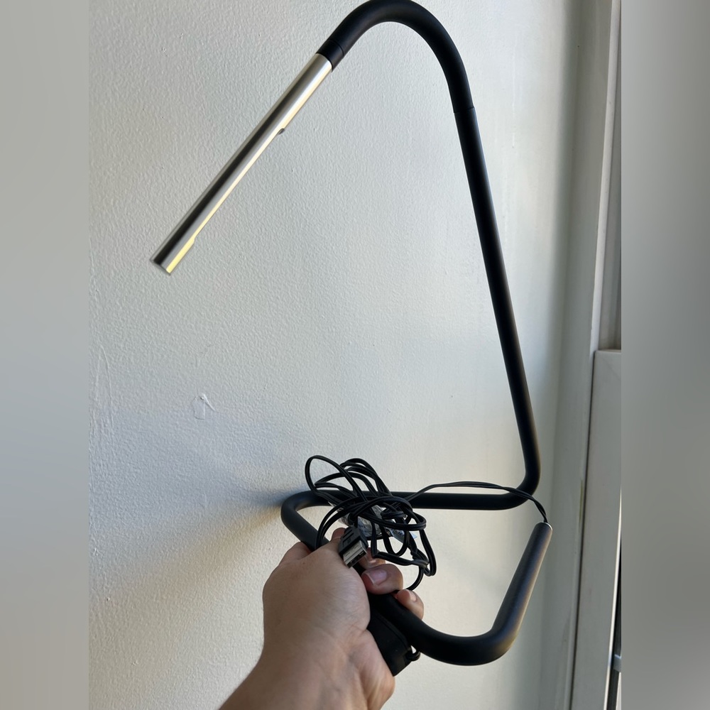 Geometric USB Desk Lamp